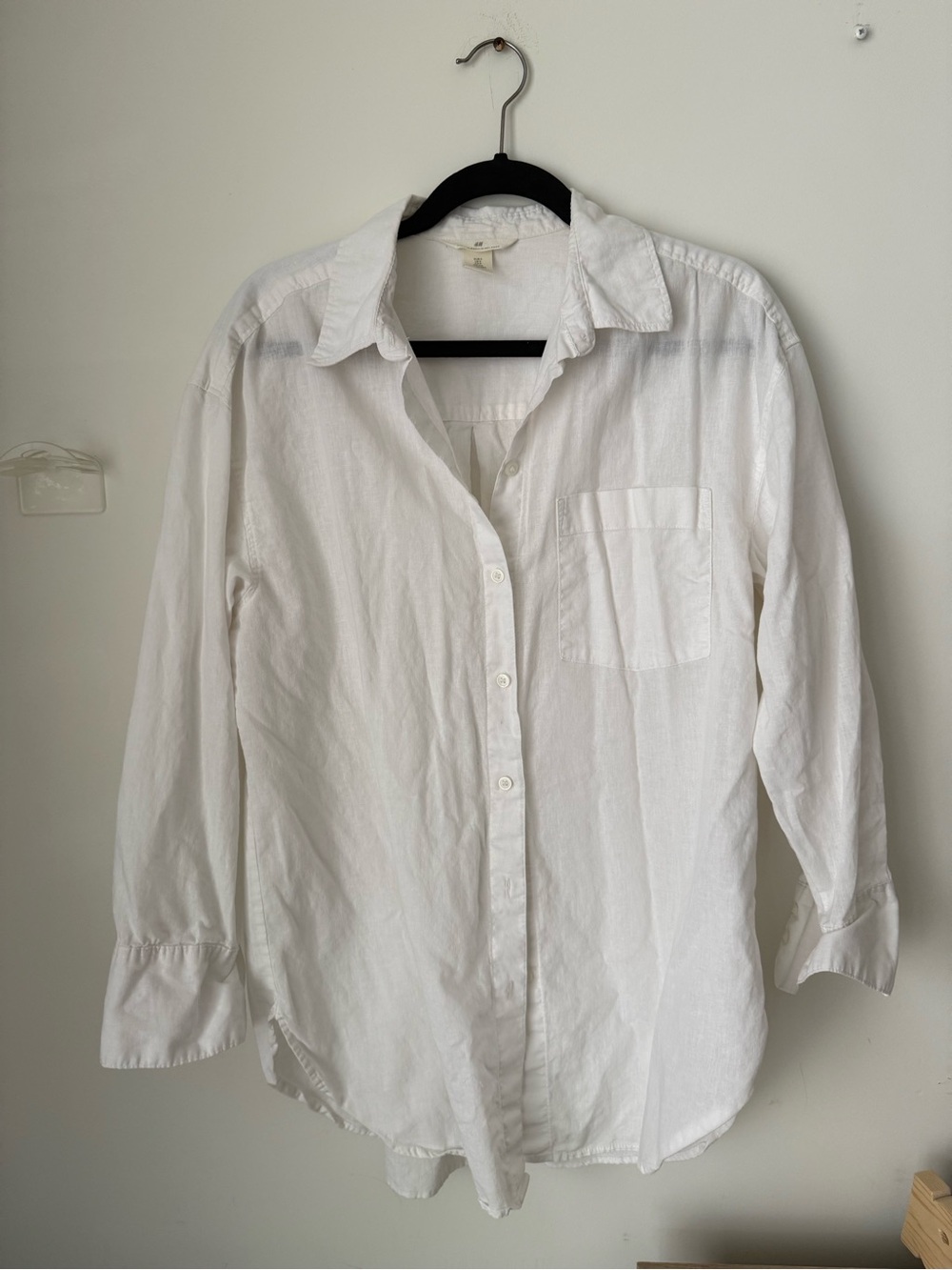H&M White Button-Down Shirt - Classic oversized  Fit